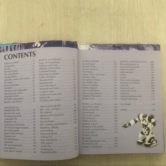 📚 4 Books: Atlas of the World, Question and Answers Knowledge and etc - Picture 6 of 12